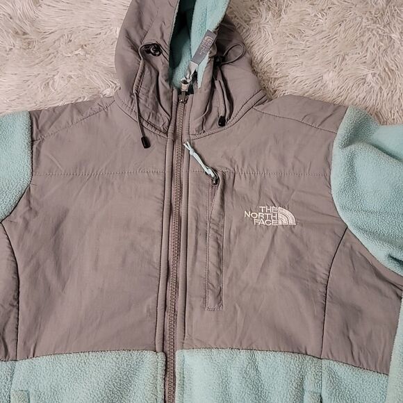 North Face  Ladies Jacket Size  Small - Picture 3 of 9